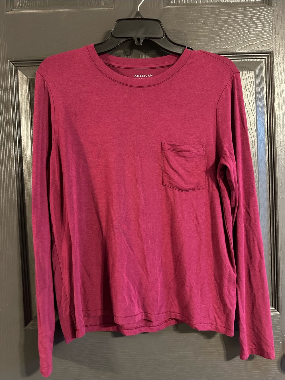 American Eagle Outfitters Long Sleeve Pocket Tee in Berry